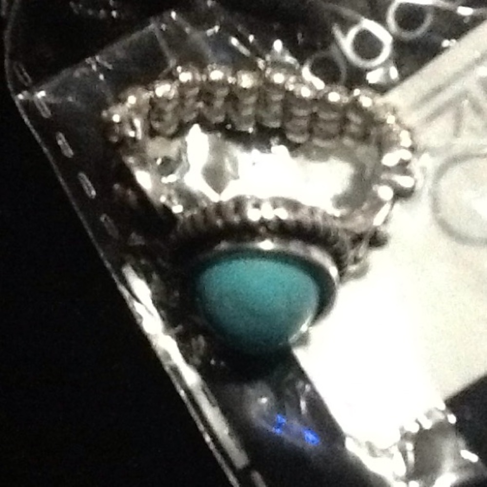 Ring - Picture 2 of 2